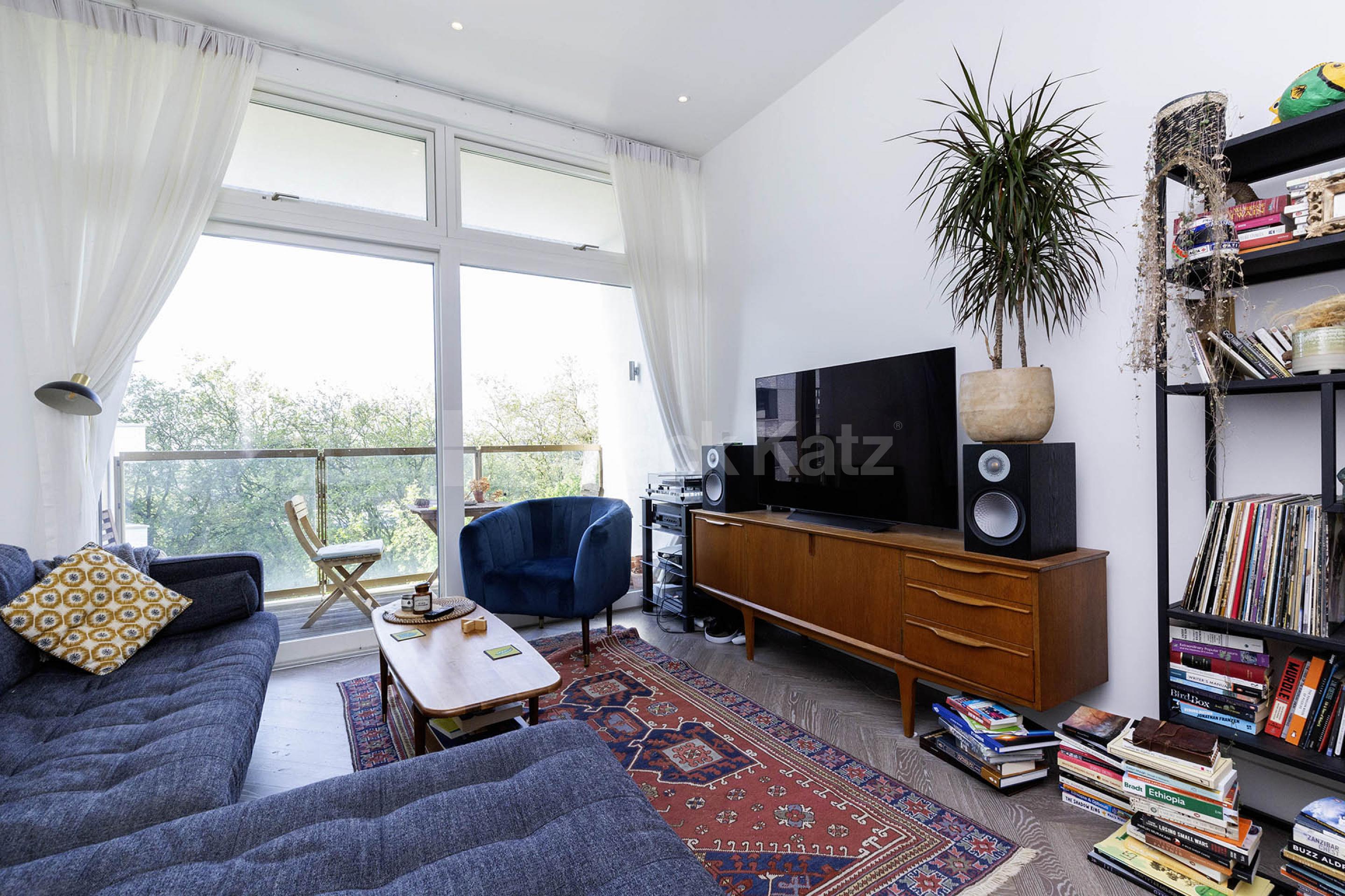 New Development 2 bed 2 bath with large balcony close to kings cross Market Road, Caledonian Road N7